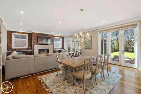 Dining - 577 Washington, Grosse Pointe, MI 48230 photo 3 of 3