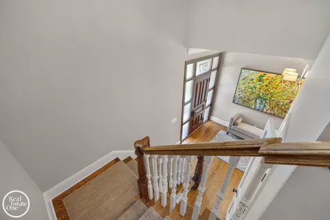 Entry Way - 577 Washington, Grosse Pointe, MI 48230 photo 6 of 10