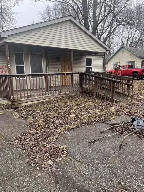 1428 W Stanley, Mount Morris, MI 48458