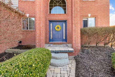 Entry Way - 21736 Pine Cone, Macomb, MI 48042 photo 1 of 4