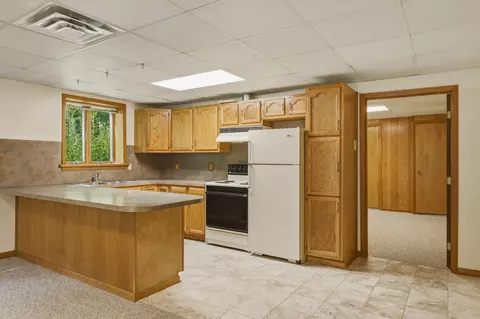 Kitchen - 10722 S Gera, Birch Run, MI 48415 photo 9 of 9