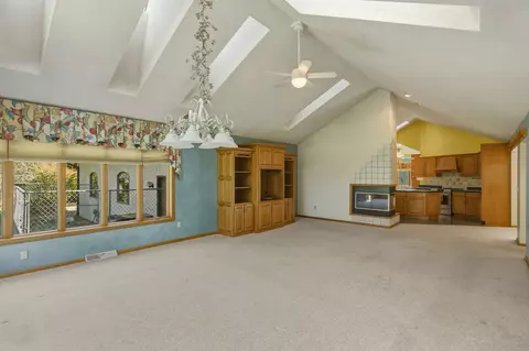 Living - 10722 S Gera, Birch Run, MI 48415 photo 8 of 10