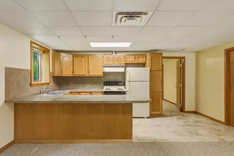 Kitchen - 10722 S Gera, Birch Run, MI 48415 photo 7 of 9