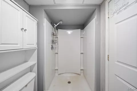 Bath - 3203 Northmor Dr, Adrian, MI 49221 photo 4 of 4