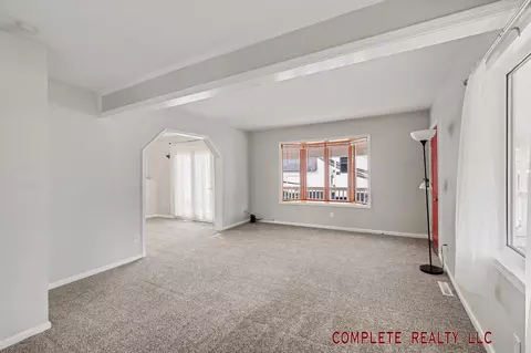 Living - 1051 Pinehurst, Mount Morris, MI 48458 photo 4 of 5