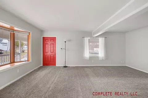 Living - 1051 Pinehurst, Mount Morris, MI 48458 photo 1 of 5