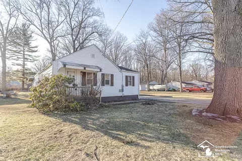 8037 Wiseman, Lambertville, MI 48144