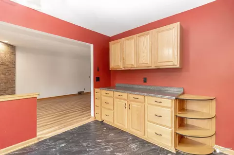 Kitchen - 3335 School, Temperance, MI 48182 photo 7 of 7