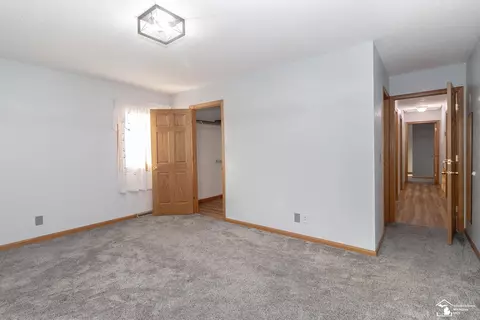 Bedroom - 3335 School, Temperance, MI 48182 photo 3 of 7