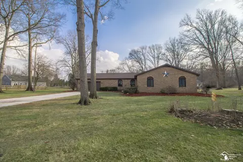 Exterior - 3335 School, Temperance, MI 48182 photo 1 of 6