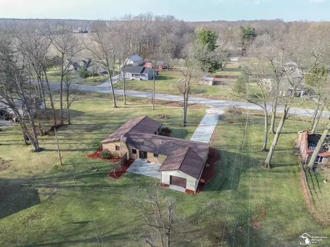 View/Area - 3335 School, Temperance, MI 48182 photo 4 of 6