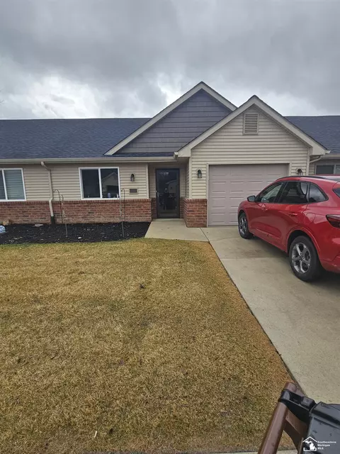 5203 Volterra #13, Monroe, MI 48161