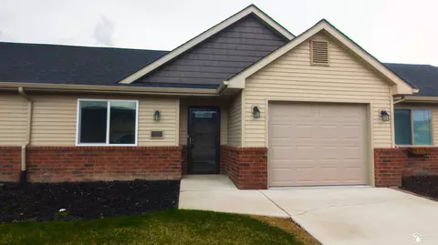 5203 Volterra #13, Monroe, MI 48161
