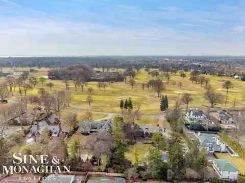View/Area - 715 Pear Tree, Grosse Pointe Woods, MI 48236 photo 6 of 11