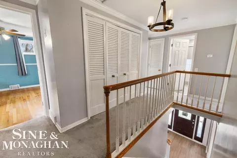 Entry Way - 715 Pear Tree, Grosse Pointe Woods, MI 48236 photo 3 of 3
