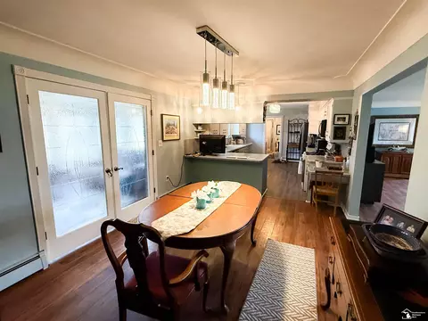 Dining - 4230 Saint Anthony, Temperance, MI 48182 photo 5 of 5
