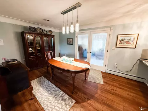 Dining - 4230 Saint Anthony, Temperance, MI 48182 photo 1 of 5