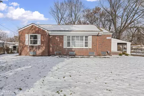 15365 Frazho, Roseville, MI 48066