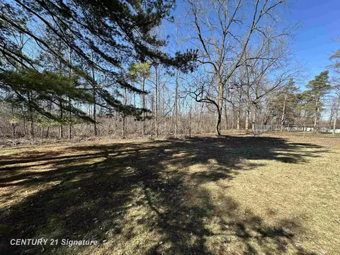 Exterior - 7151 N Elms, Flushing, MI 48433 photo 10 of 26