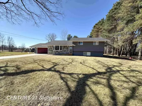 Exterior - 7151 N Elms, Flushing, MI 48433 photo 2 of 26