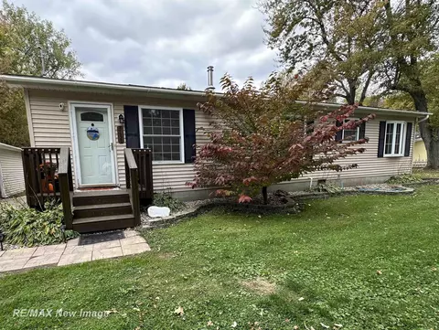 3130 E Moore, Saginaw, MI 48601