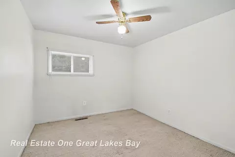 Bedroom - 2750 E Deckerville, Caro, MI 48723 photo 3 of 5