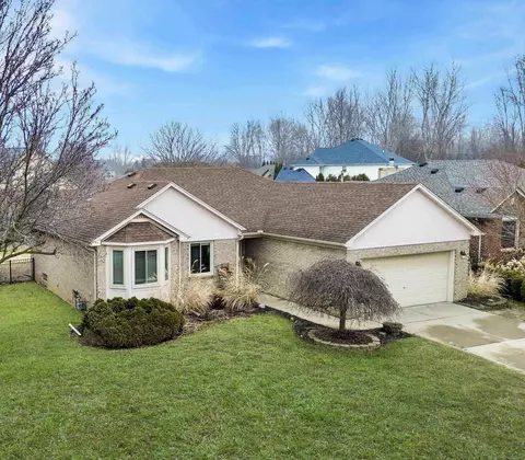 34145 Summerhill, New Baltimore, MI 48047