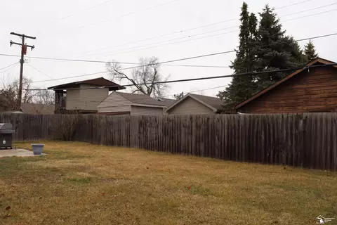 Exterior - 3159 Maplewood, Monroe, MI 48162 photo 3 of 5