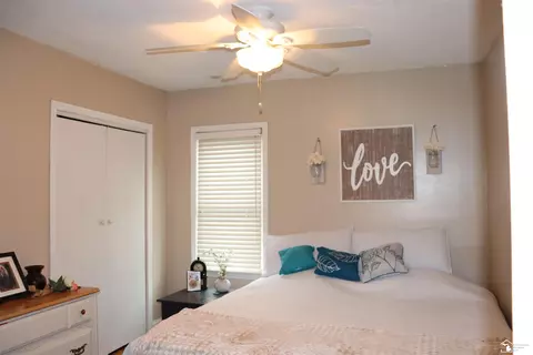 Bedroom - 3159 Maplewood, Monroe, MI 48162 photo 1 of 3