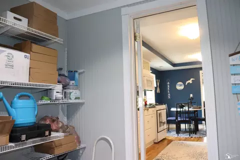 Entry Way - 3159 Maplewood, Monroe, MI 48162 photo 2 of 2