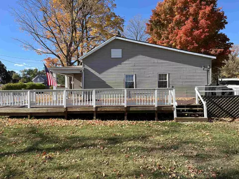 223 E Lasalle, Crystal, MI 48818