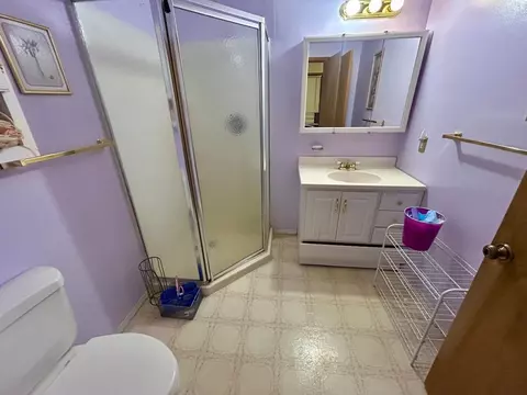 Bath - 4763 Kerswill, Gladwin, MI 48624 photo 1 of 2