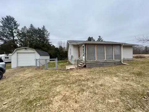 Exterior - 4763 Kerswill, Gladwin, MI 48624 photo 2 of 11