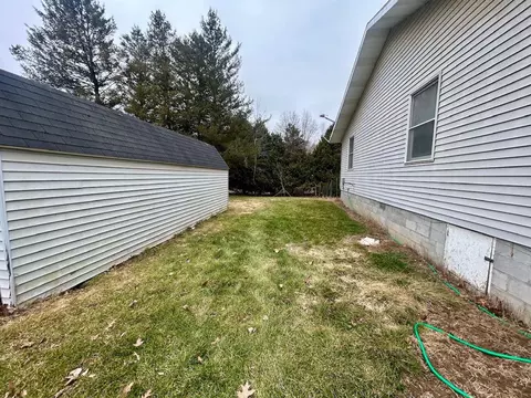 Exterior - 4763 Kerswill, Gladwin, MI 48624 photo 4 of 11