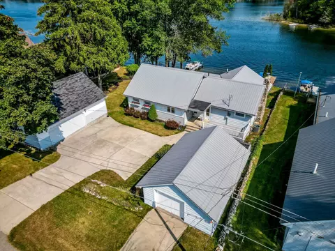 538 N N Lk, Harrison, MI 48625