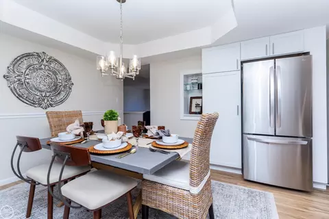 Dining - 3902 Marlene, Warren, MI 48092 photo 2 of 3