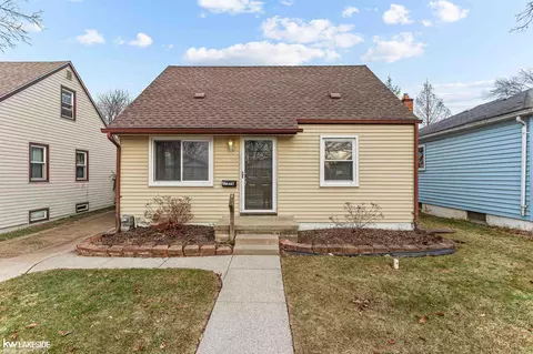 27518 Lasslett, Roseville, MI 48066
