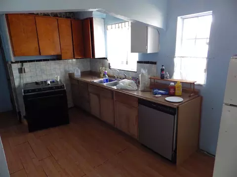 20829 Doepfer, Warren, MI 48091 photo 5