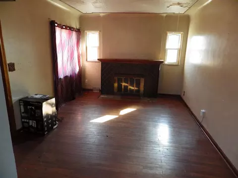20829 Doepfer, Warren, MI 48091 photo 4