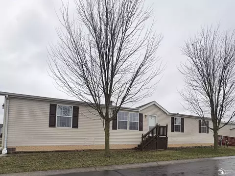 13565 Pear, Carleton, MI 48117