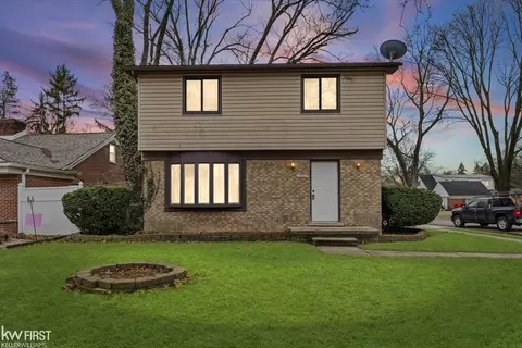17397 Cornell, Southfield, MI 48075