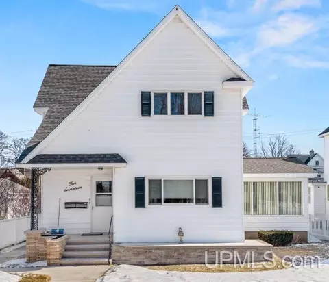 517 S 9th, Escanaba, MI 49829