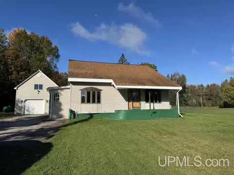 8033 Pine, Germfask, MI 49836