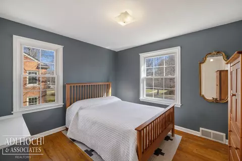 883 Lakepointe, Grosse Pointe, MI 48230 photo 25