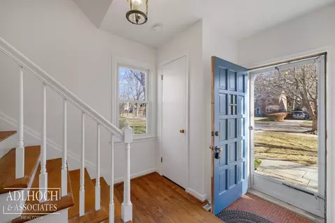 883 Lakepointe, Grosse Pointe, MI 48230 photo 20
