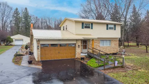 1371 W Vienna, Clio, MI 48420