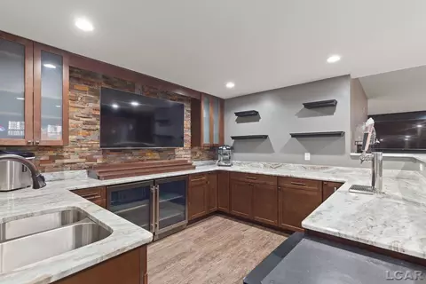 Kitchen - 7184 Sanctuary, Jackson, MI 49201 photo 9 of 9
