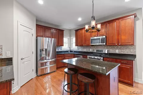 Kitchen - 7184 Sanctuary, Jackson, MI 49201 photo 3 of 9