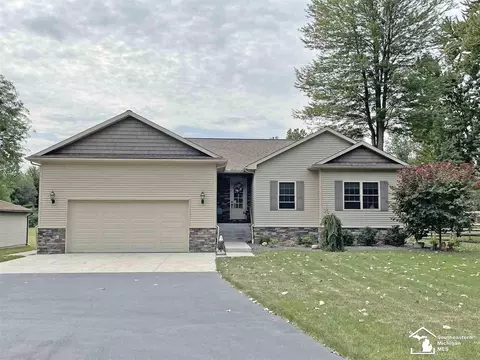 601 W Dean, Temperance, MI 48182