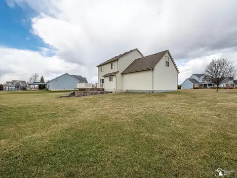 Exterior - 4177 Plum Tree, Monroe, MI 48161 photo 7 of 10